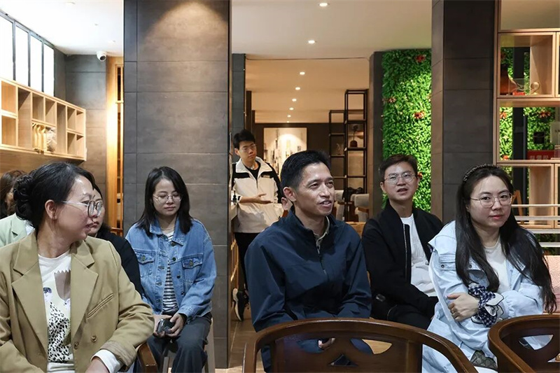 微信图片_2025-10-21_110944_985.jpg